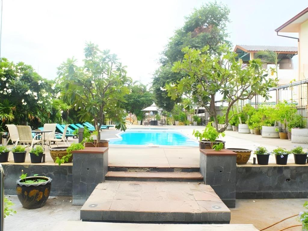 The Park Hotel Pattaya Exterior foto